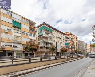 Exterior view of Flat for sale in  Granada Capital