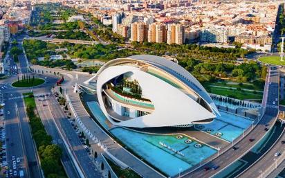 Vista exterior de Apartament en venda en  Valencia Capital amb Aire condicionat