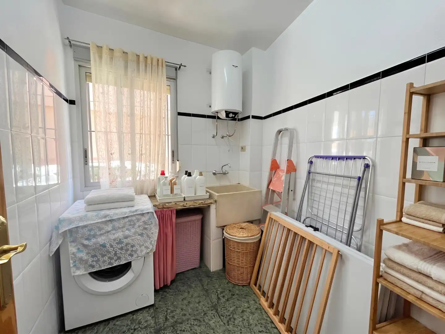 Cuina de Casa o xalet en venda en Moncofa amb Terrassa, Traster i Alarma