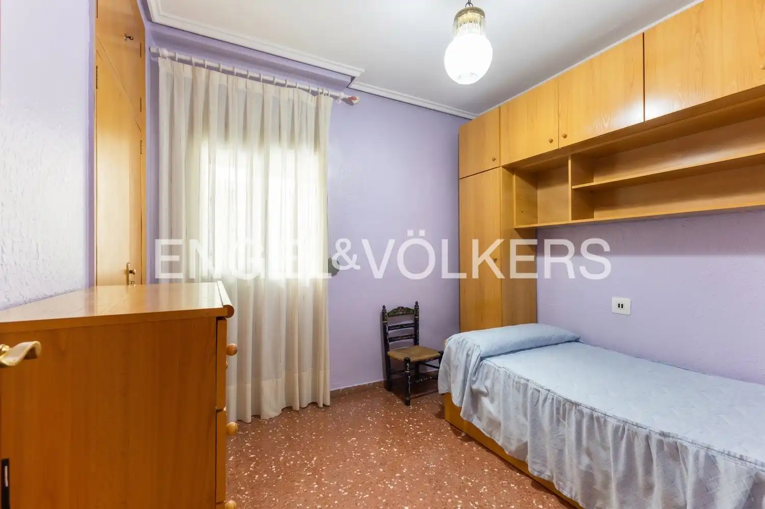 Habitación de Piso en venta en Valencia con Calefacción y Balcón