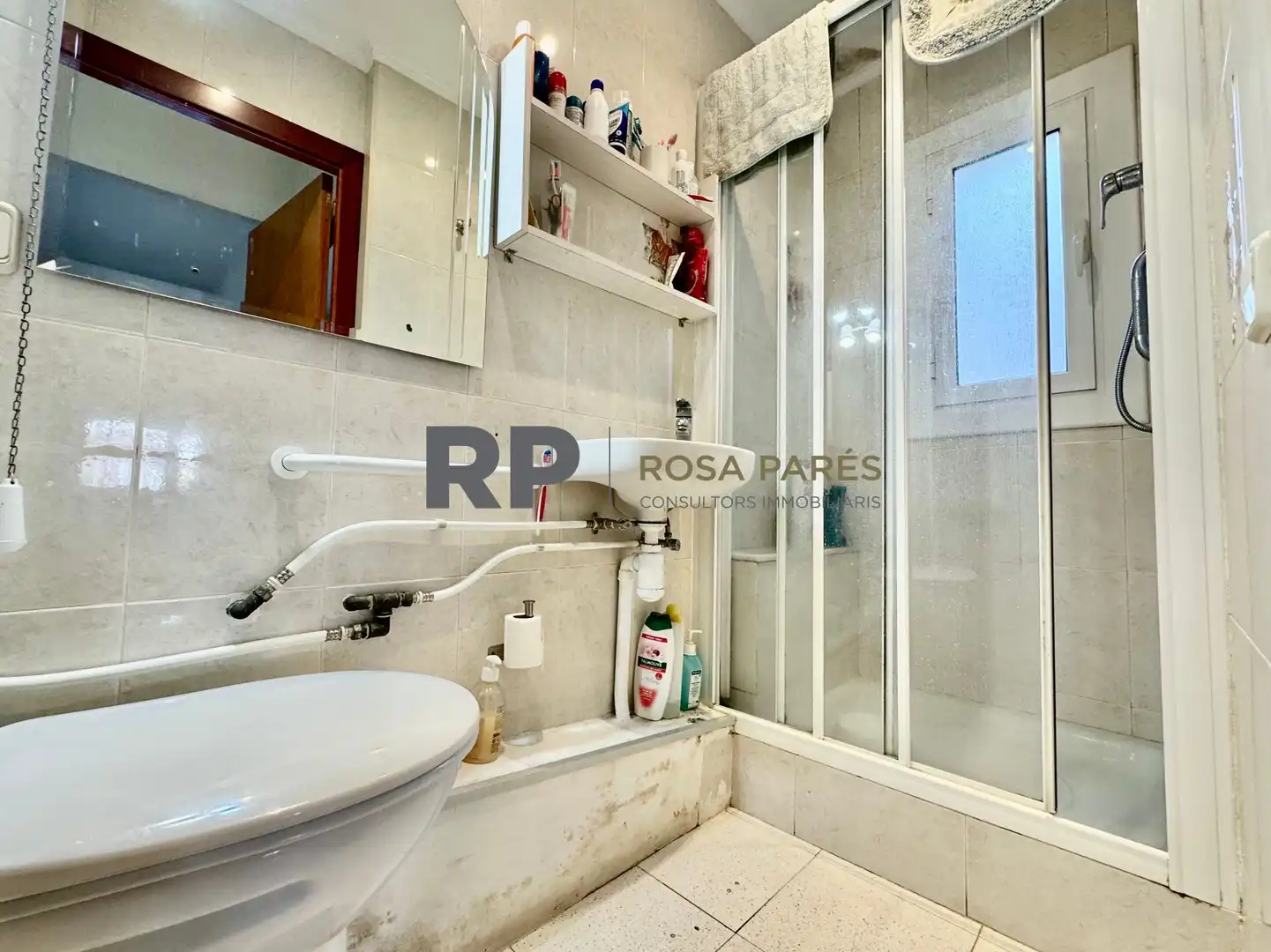 Bathroom of Flat for sale in Manlleu  with Heating