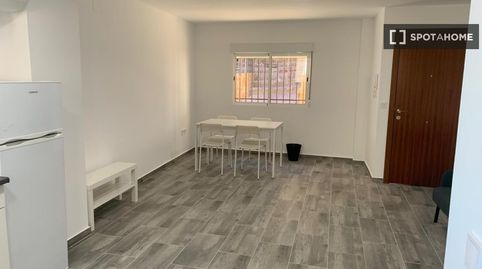 Foto 3 de Piso de alquiler en Serra, Valencia