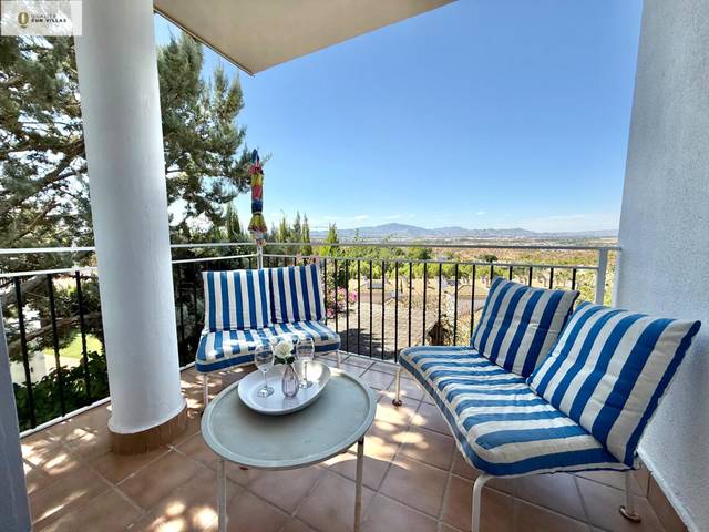 Casa adosada en Venta en Avenida GOLF en Altorreal - El Chorrico