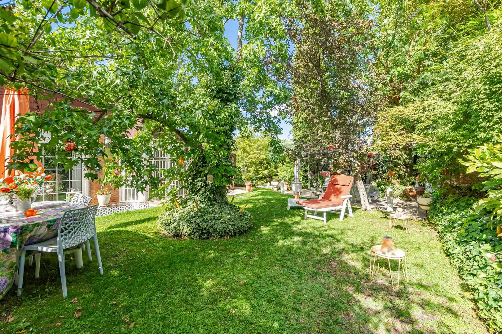 Jardí de Casa adosada en venda en Boadilla del Monte amb Aire condicionat, Calefacció i Jardí privat