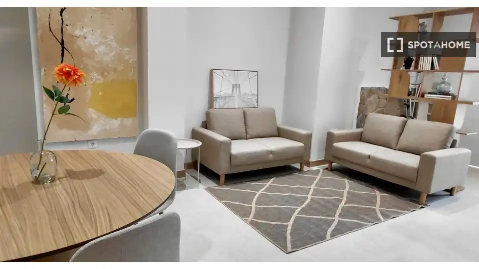 Sala d'estar de Apartament per a compartir en Puerto Real amb Aire condicionat, Terrassa i Moblat