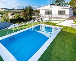 Piscina de Casa o xalet en venda en Borriol amb Jardí privat, Terrassa i Traster