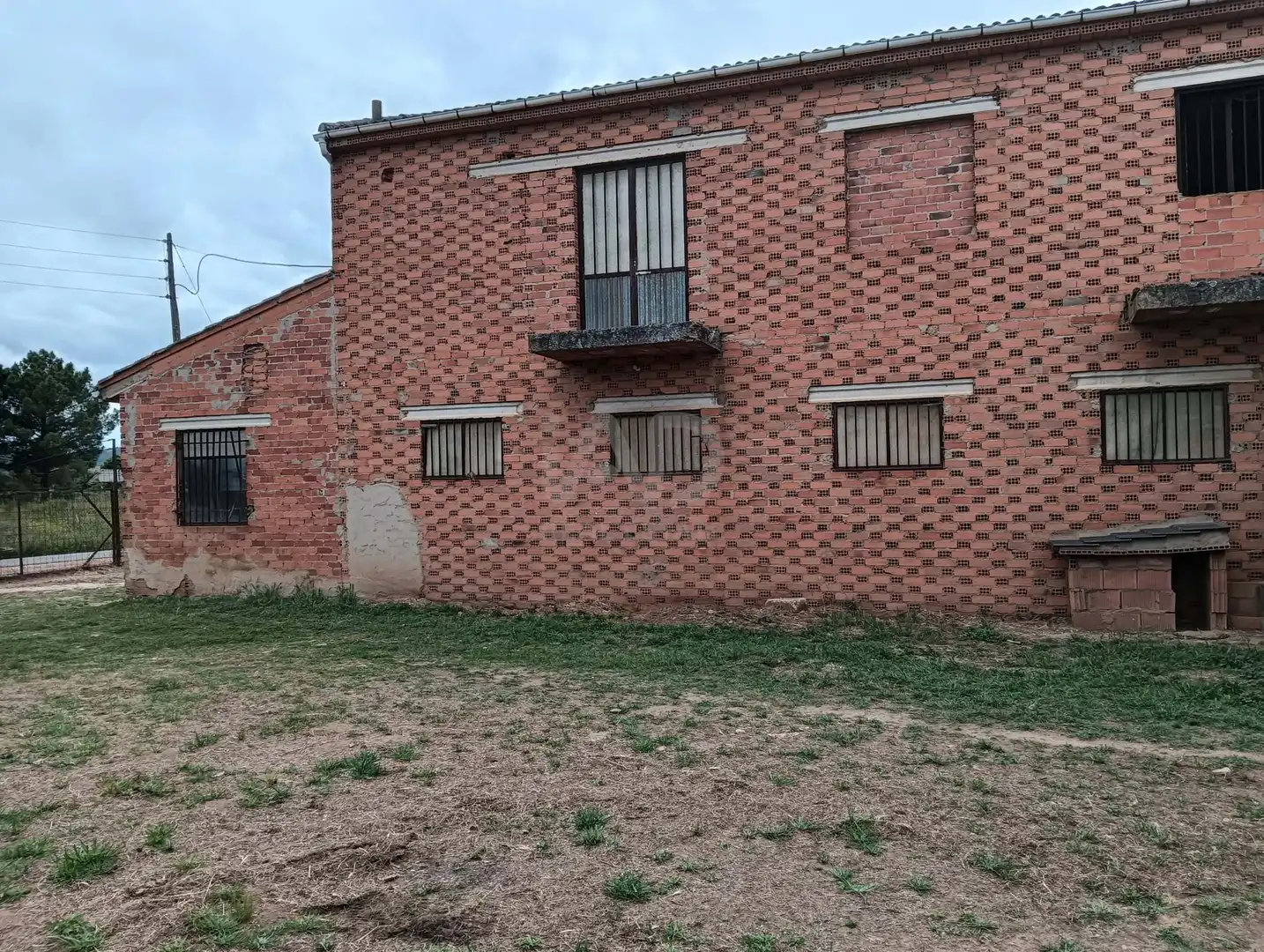 Außenansicht von Residential zum Verkauf in Castrocontrigo