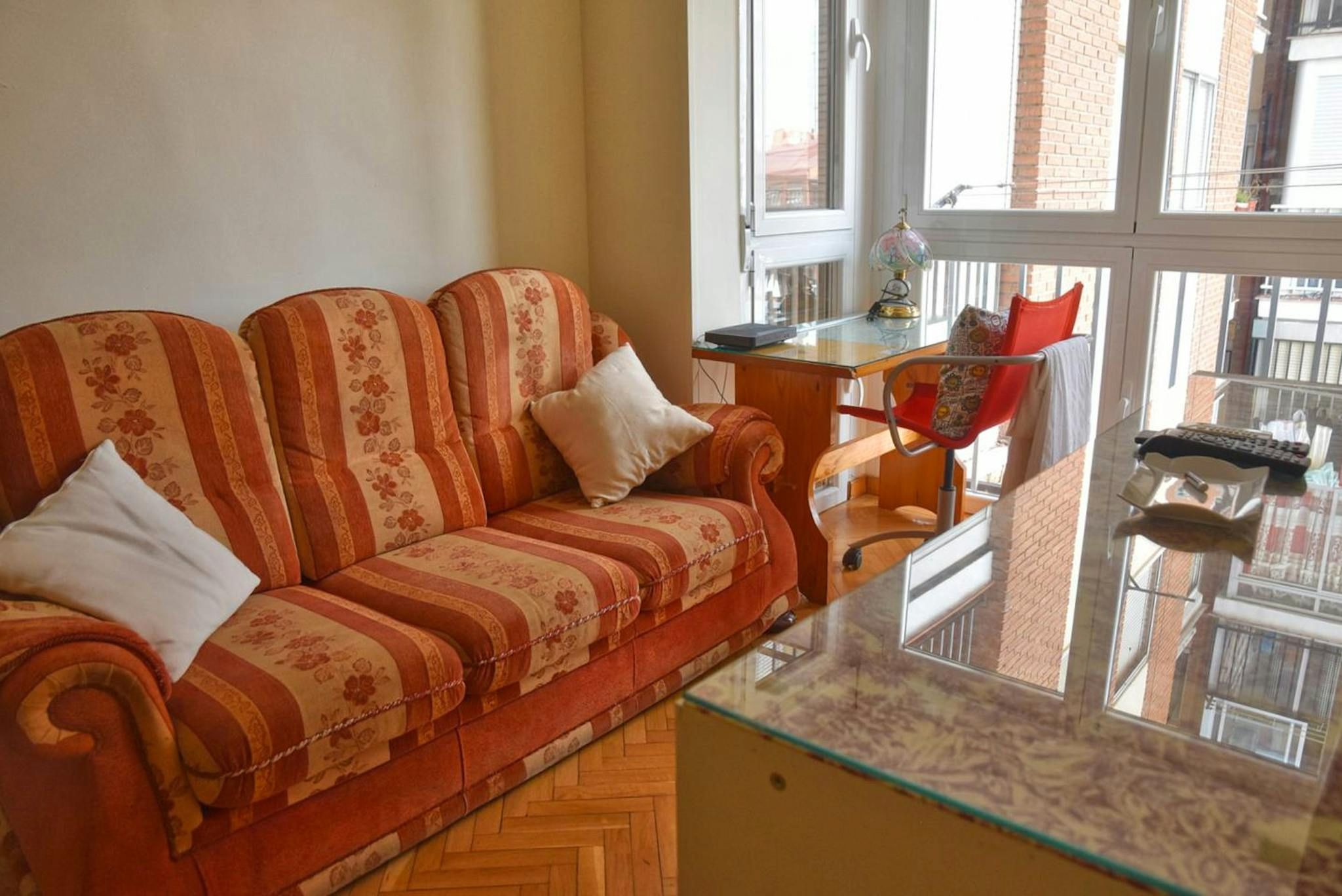 Living room of Flat to rent in  Madrid Capital  with Furnished