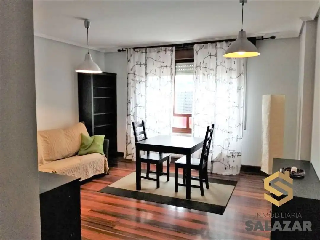 Sala de estar de Piso de alquiler en Bilbao  con Calefacción, Trastero y Balcón