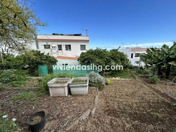 Casa o chalet en venta en Los Realejos con Jardín privado, Terraza y Amueblado