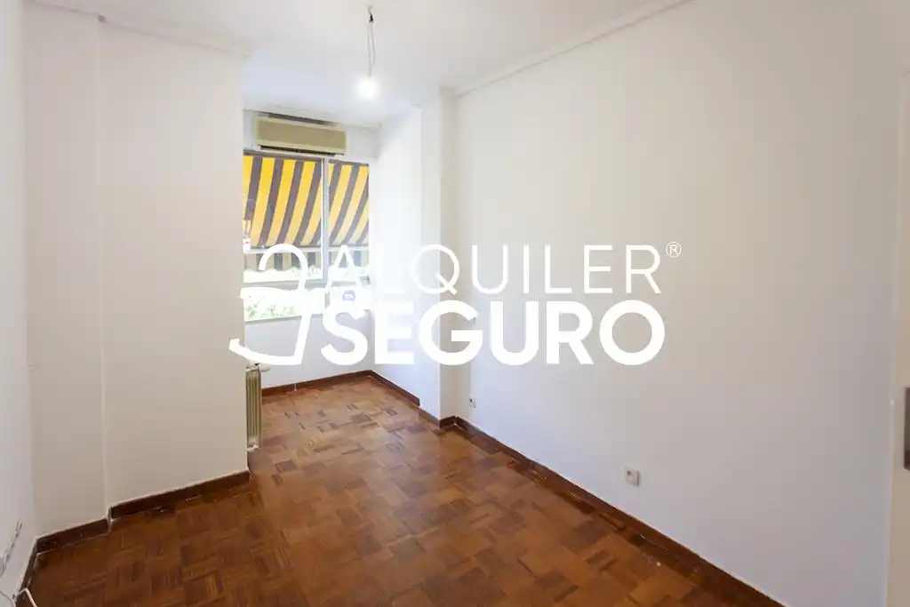 Flat with lift to rent in Menendez Pidal, imagen 24
