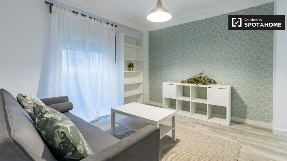 Living room of Flat for rent in Valencia  with Air Conditioner, Heating and Furnished