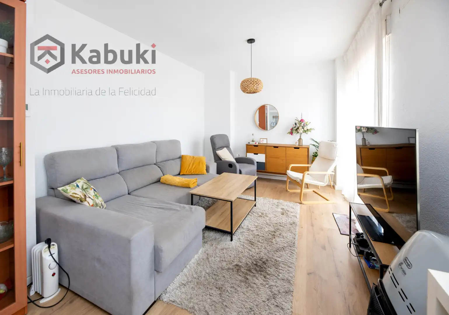 Living room of Attic for rent in Granada  with Air Conditioner, Heating and Private garden