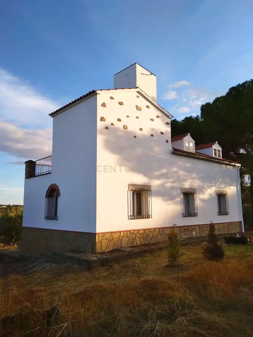 Vista exterior de Casa o chalet en venta en Brozas con Trastero