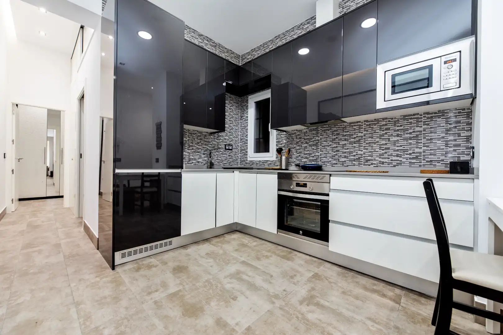 Flat for rent in Calle de la Santísima Trinidad, Trafalgar