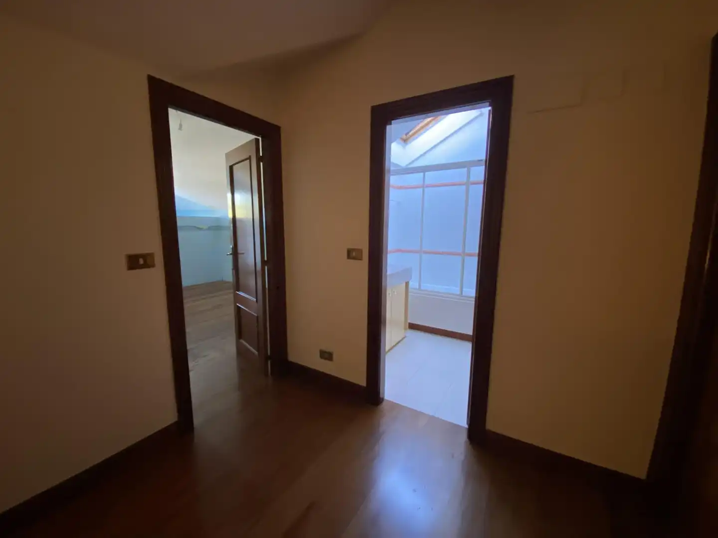 Casa adosada en venta en Loiu con Calefacción, Jardín privado y Terraza