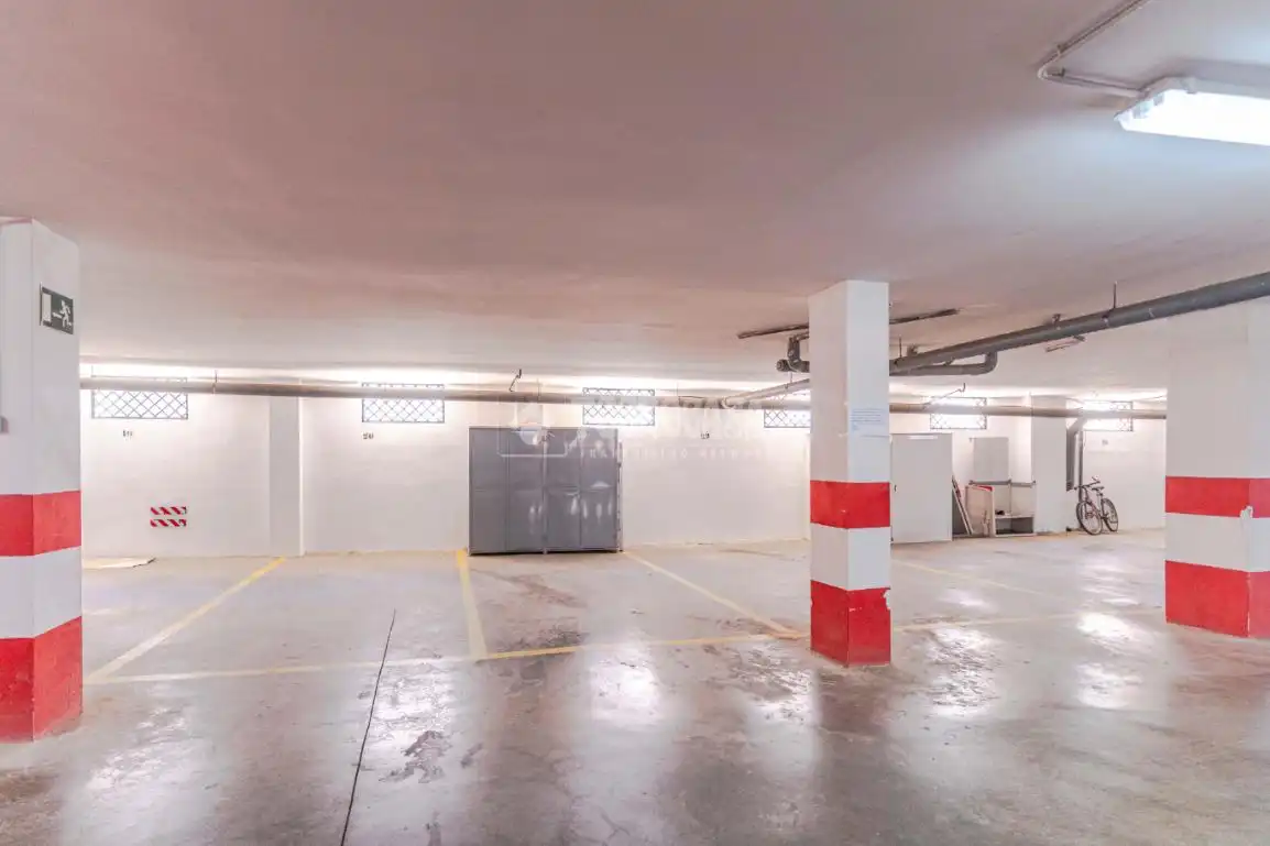 Parkplatz von Wohnung zum Verkauf in Polopos mit Klimaanlage, Terrasse und Gemeinschaftspool