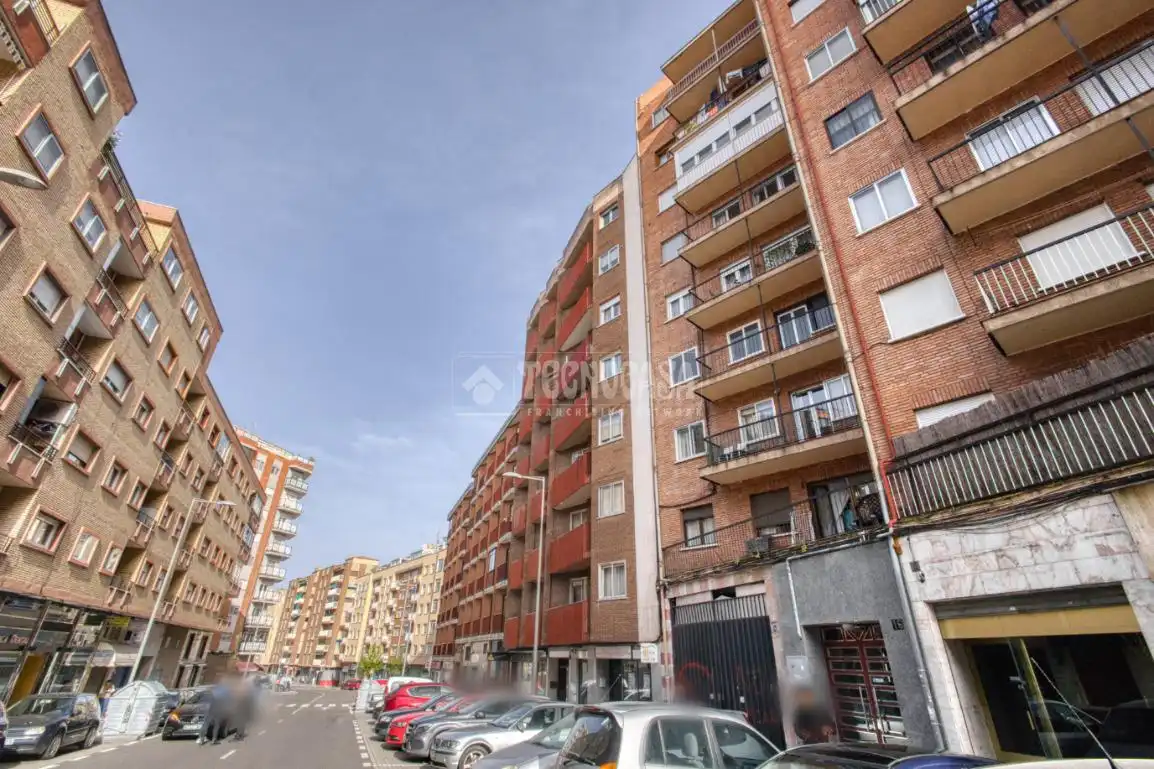Piso en venta en Garrido Sur