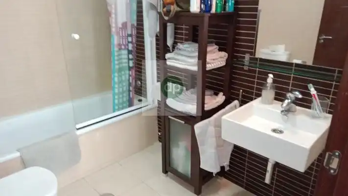 Baño de Piso en venta en Badajoz con Aire acondicionado, Calefacción y Terraza