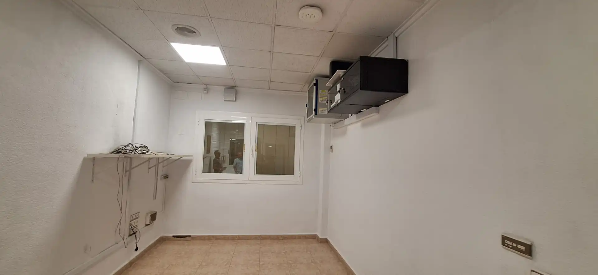 Fabrikhallen zur Miete in Picanya