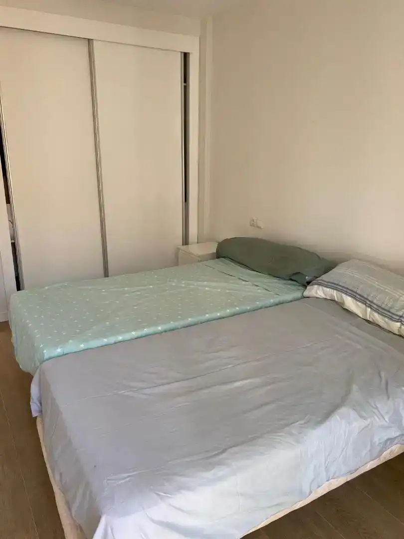 Dormitori de Pis per a compartir en La Manga del Mar Menor