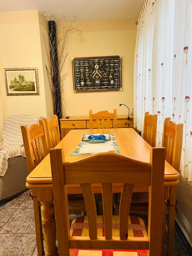 Menjador de Casa o xalet en venda en Los Alcázares amb Aire condicionat, Terrassa i Moblat