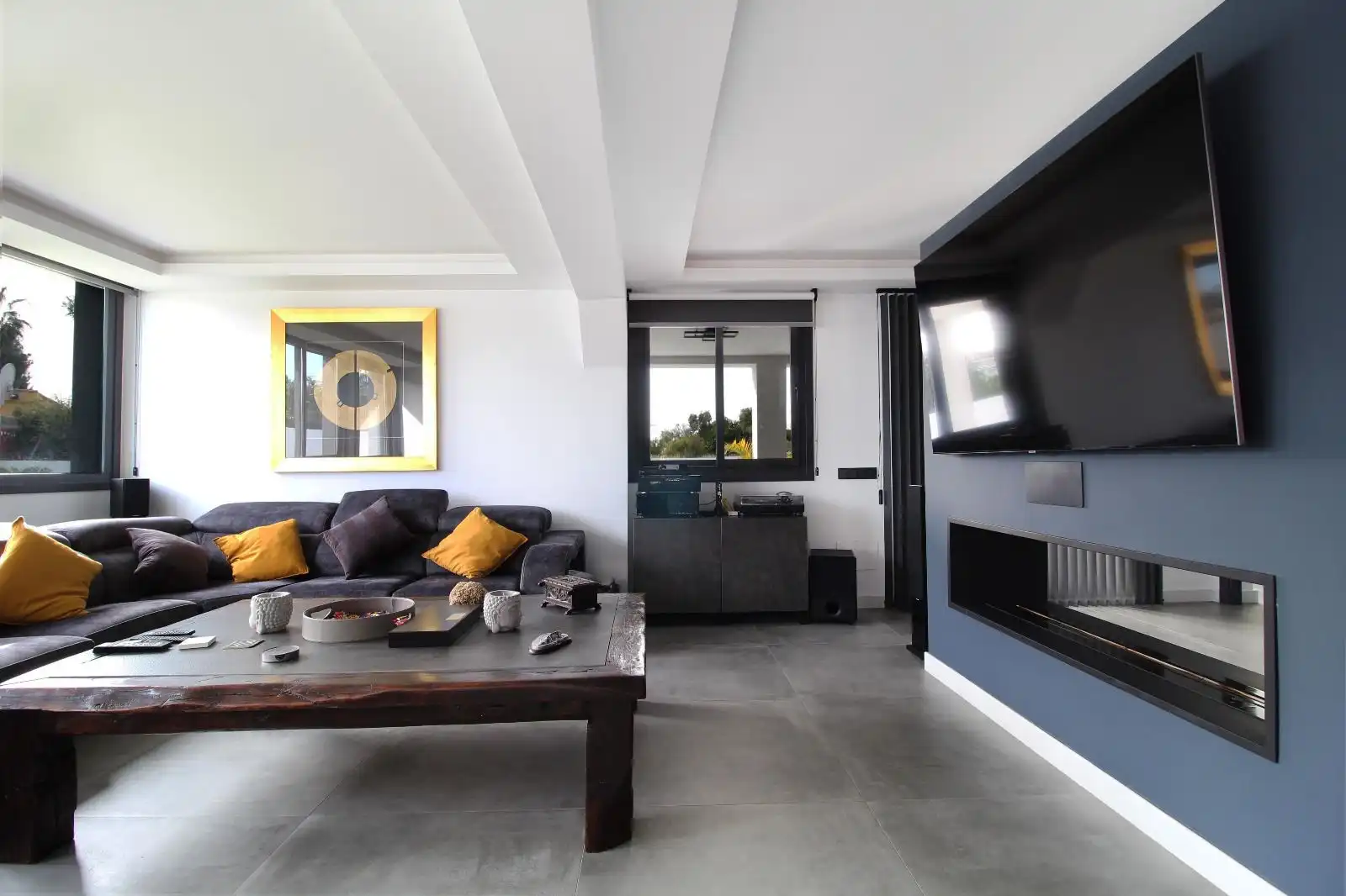 Sala d'estar de Casa o xalet de lloguer en Marbella amb Aire condicionat, Calefacció i Jardí privat