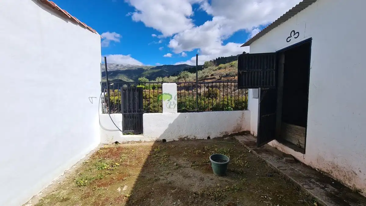 Vista exterior de Finca rústica en venta en Cómpeta con Jardín privado, Terraza y Trastero