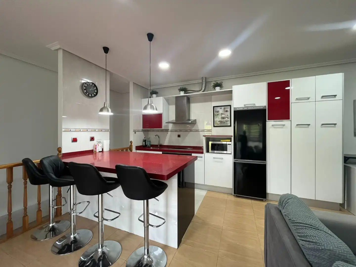 Cocina de Casa o chalet en venta en Castro-Urdiales con Calefacción, Terraza y Trastero