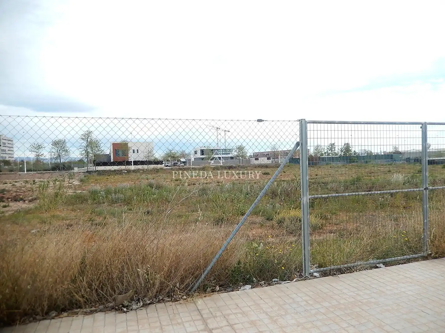 Industrial land for sale in Avenida fausto caruana, El Baladre