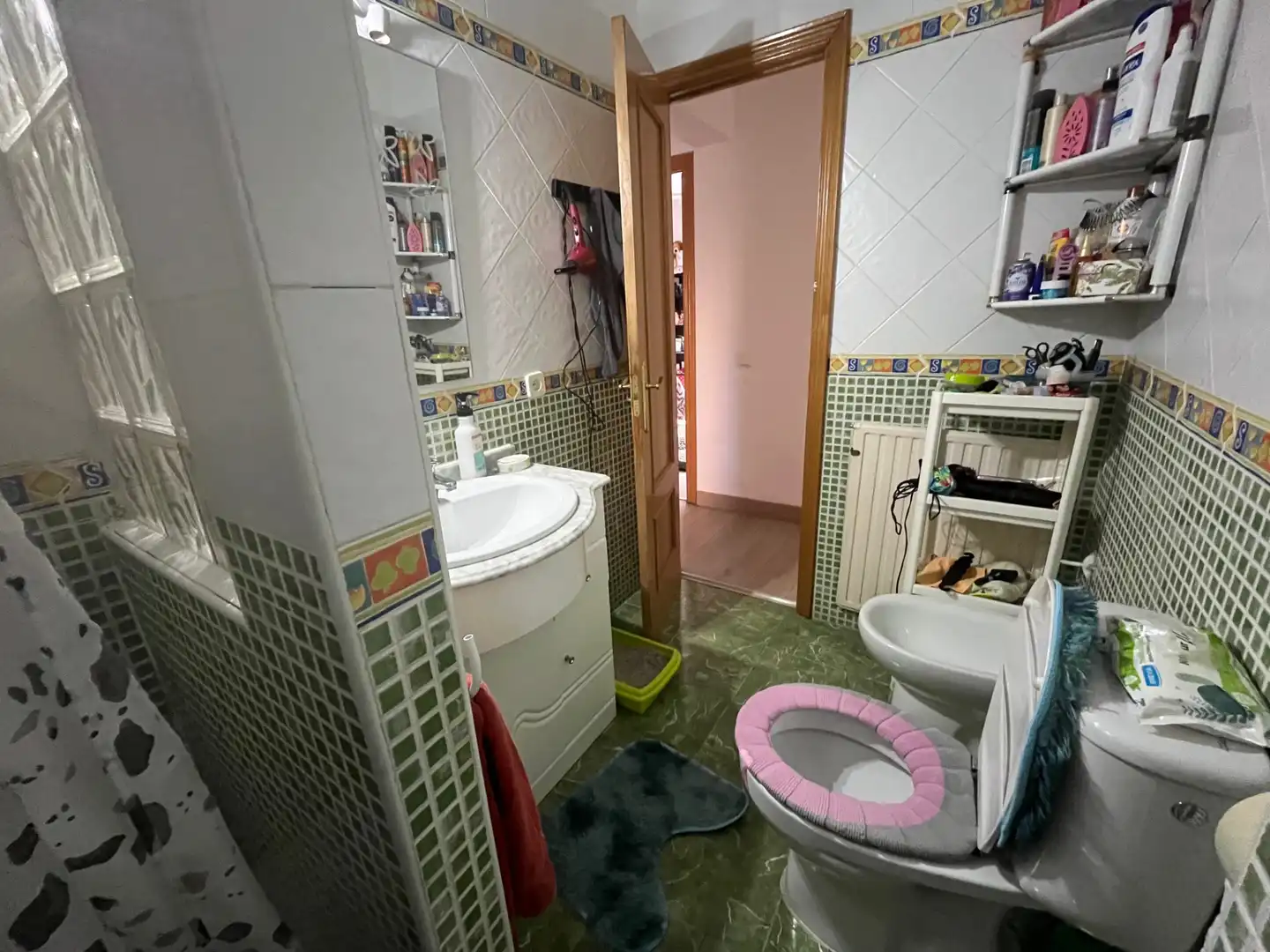 Bathroom of Flat for sale in Velilla de San Antonio  with Heating and Terrace
