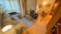 Living room of Flat for sale in  Barcelona Capital  with Parquet flooring, Furnished and Oven