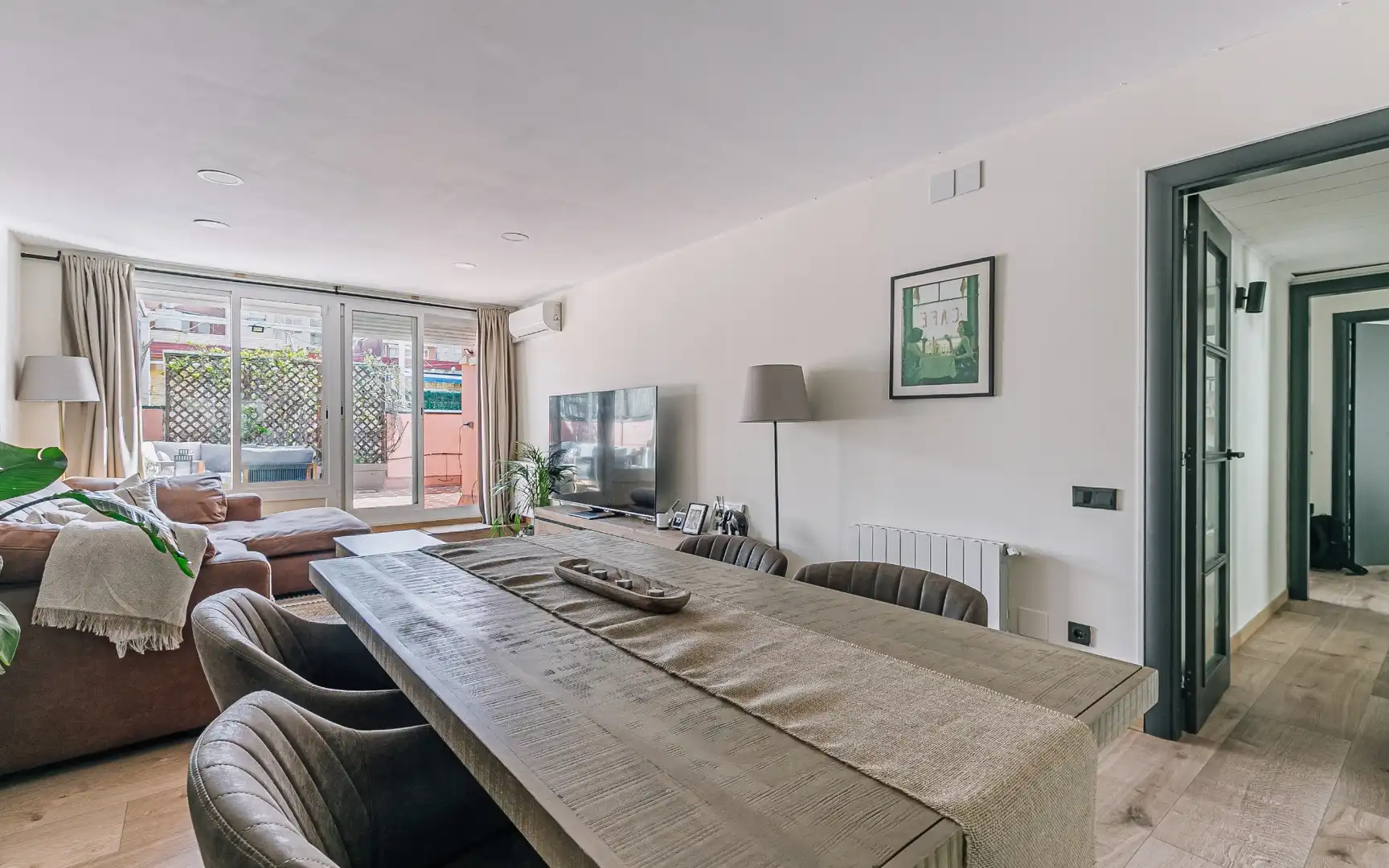 Comedor de Ático en venta en Badalona con Aire acondicionado, Calefacción y Terraza