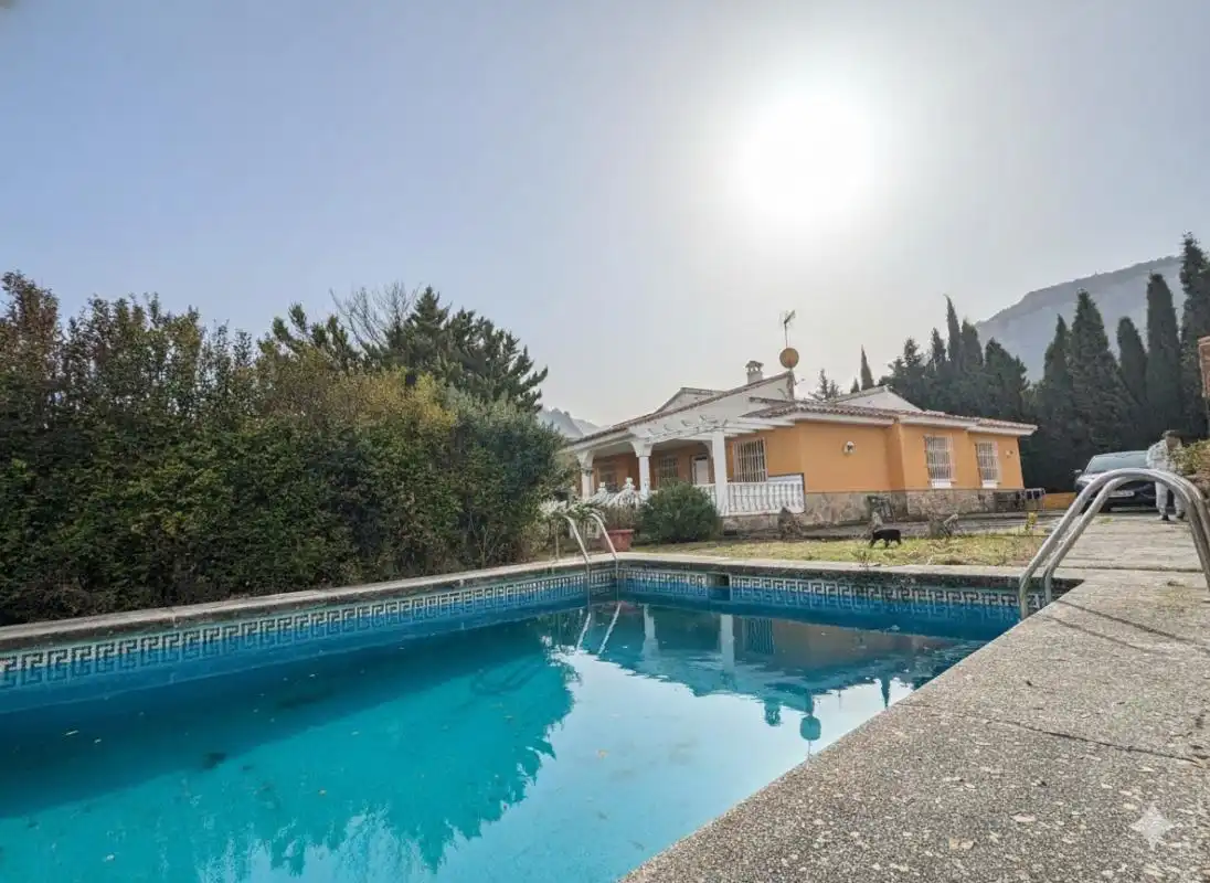 Exterior view of Country homes for sale in Villanueva del Trabuco  with Air Conditioner, Heating and Private garden