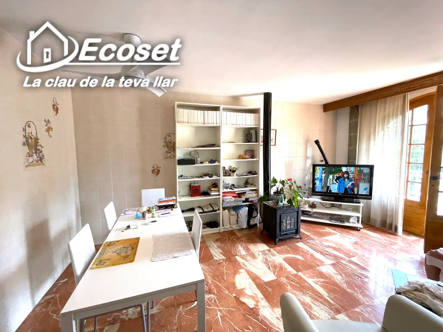Sala d'estar de Casa o xalet en venda en Cervelló amb Calefacció, Jardí privat i Terrassa