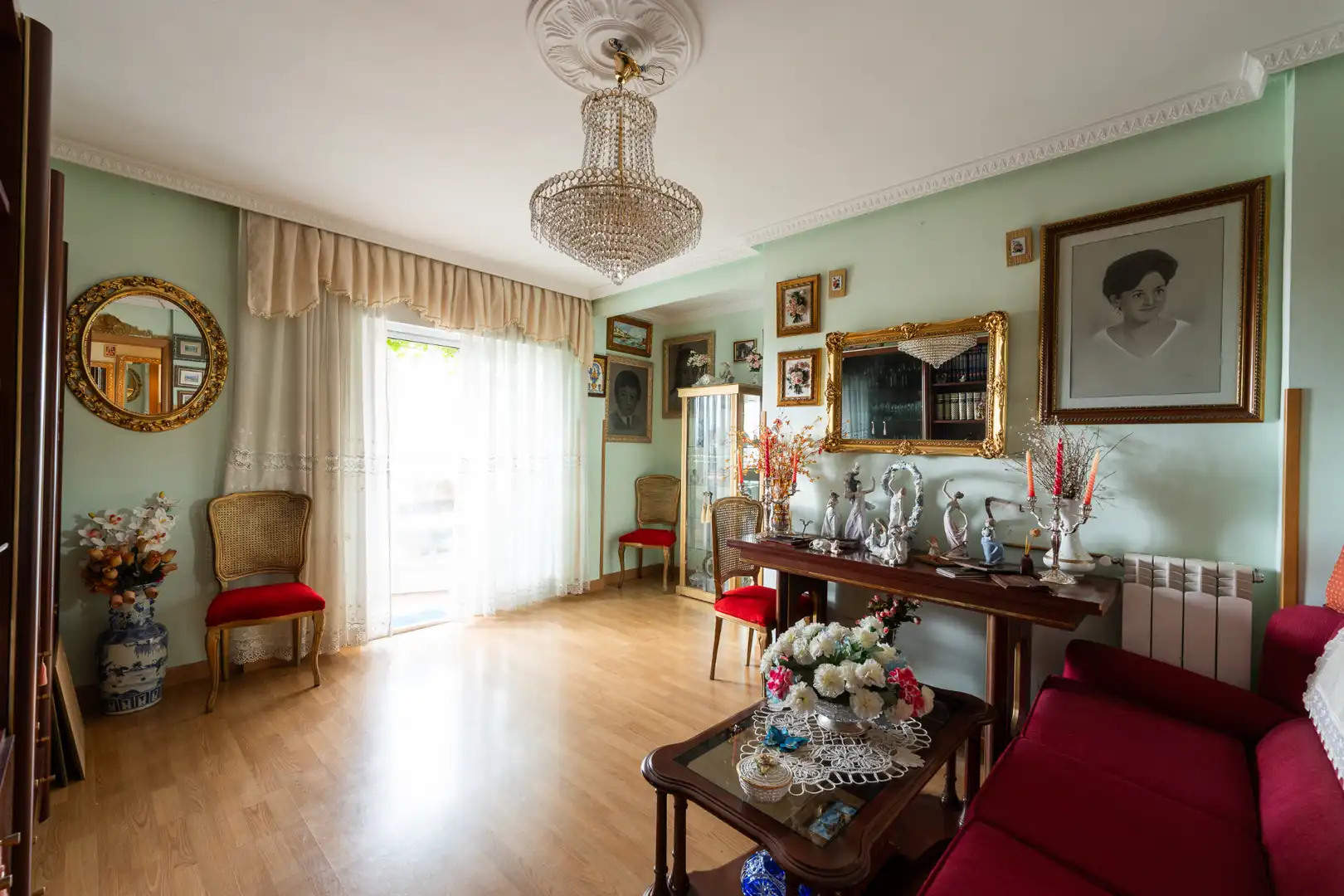 Flat with garden for sale in Calle de Camarena