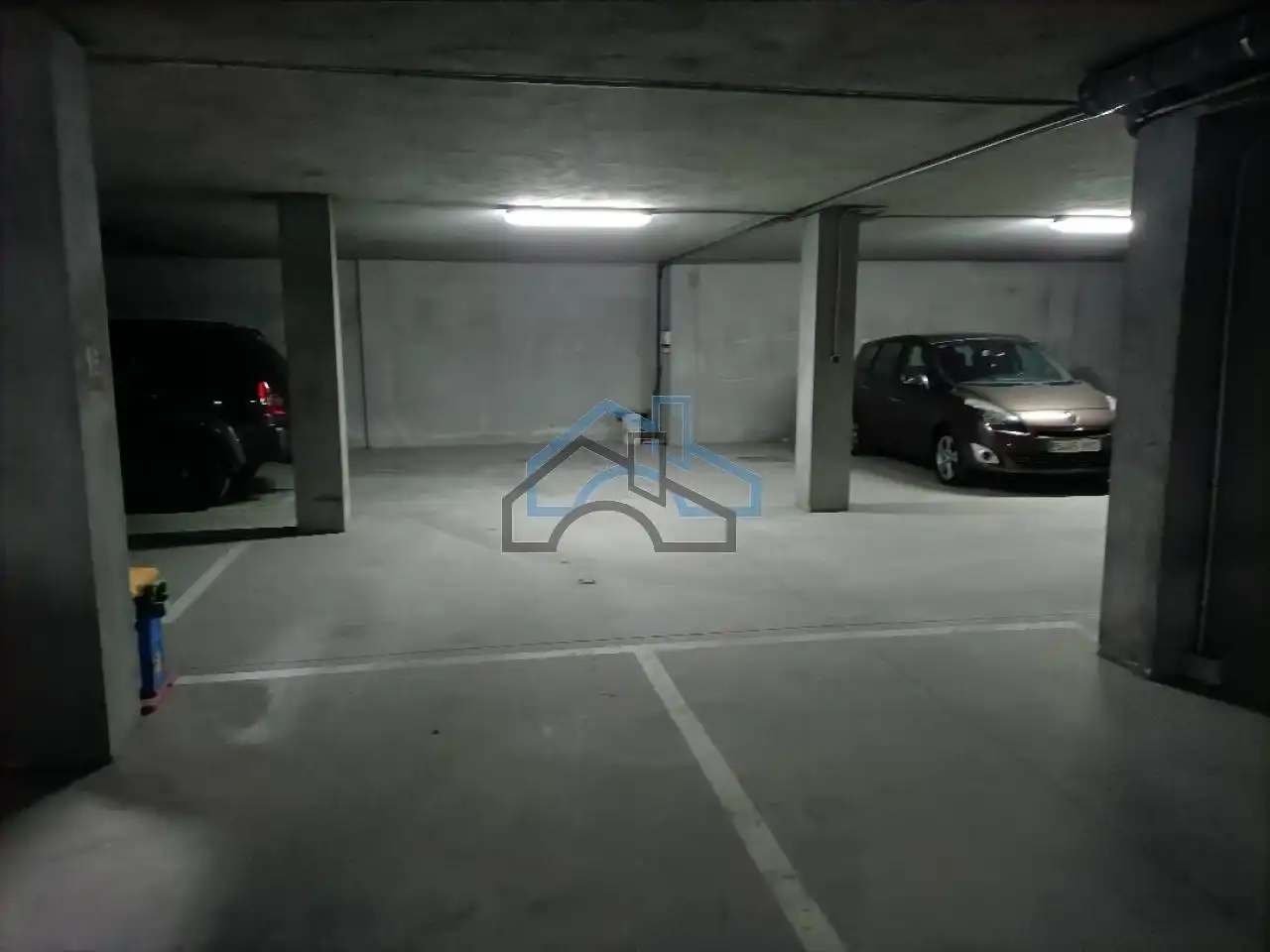 Parking de Piso en venta en Sobrado (A Coruña) con Parquet y Amueblado