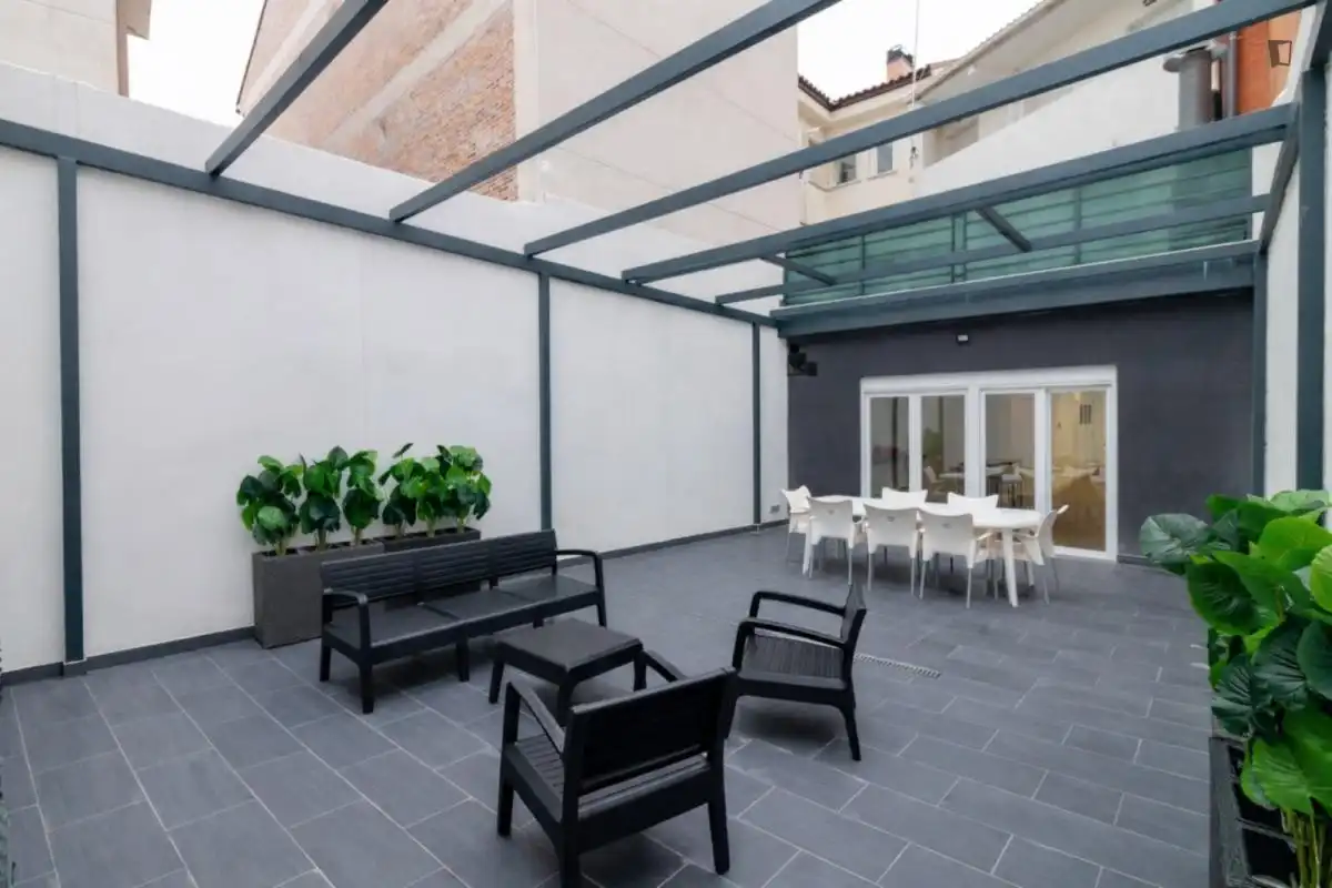 Terrassa de Apartament per a compartir en Villanueva de la Cañada amb Aire condicionat, Calefacció i Moblat
