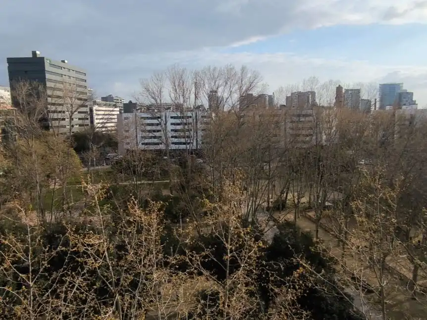 Vista exterior de Pis en venda en  Barcelona Capital amb Aire condicionat i Balcó