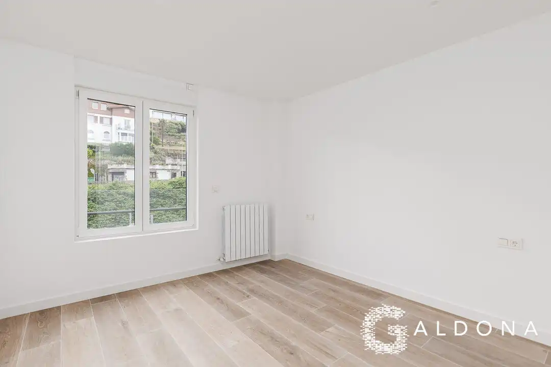 Bedroom of Flat for sale in Donostia - San Sebastián   with Heating