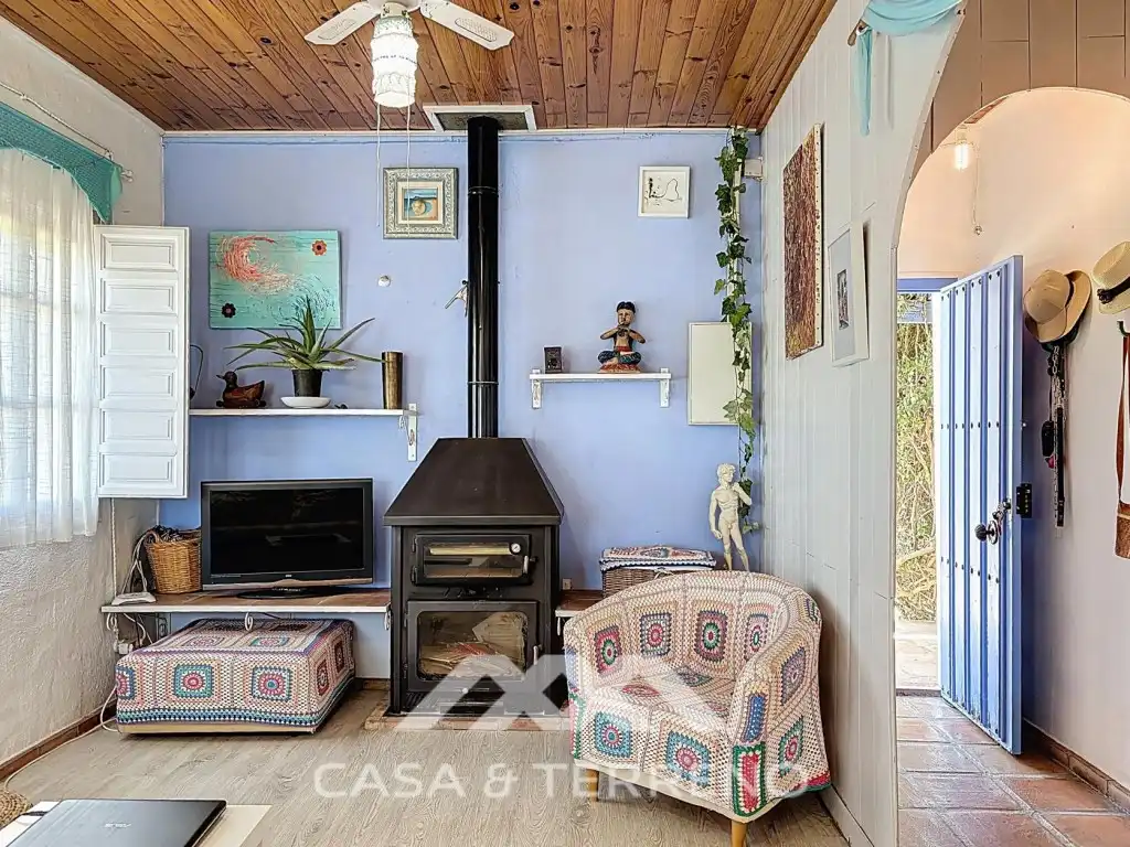 Sala d'estar de Casa o xalet en venda en Canillas de Aceituno amb Jardí privat, Terrassa i Piscina