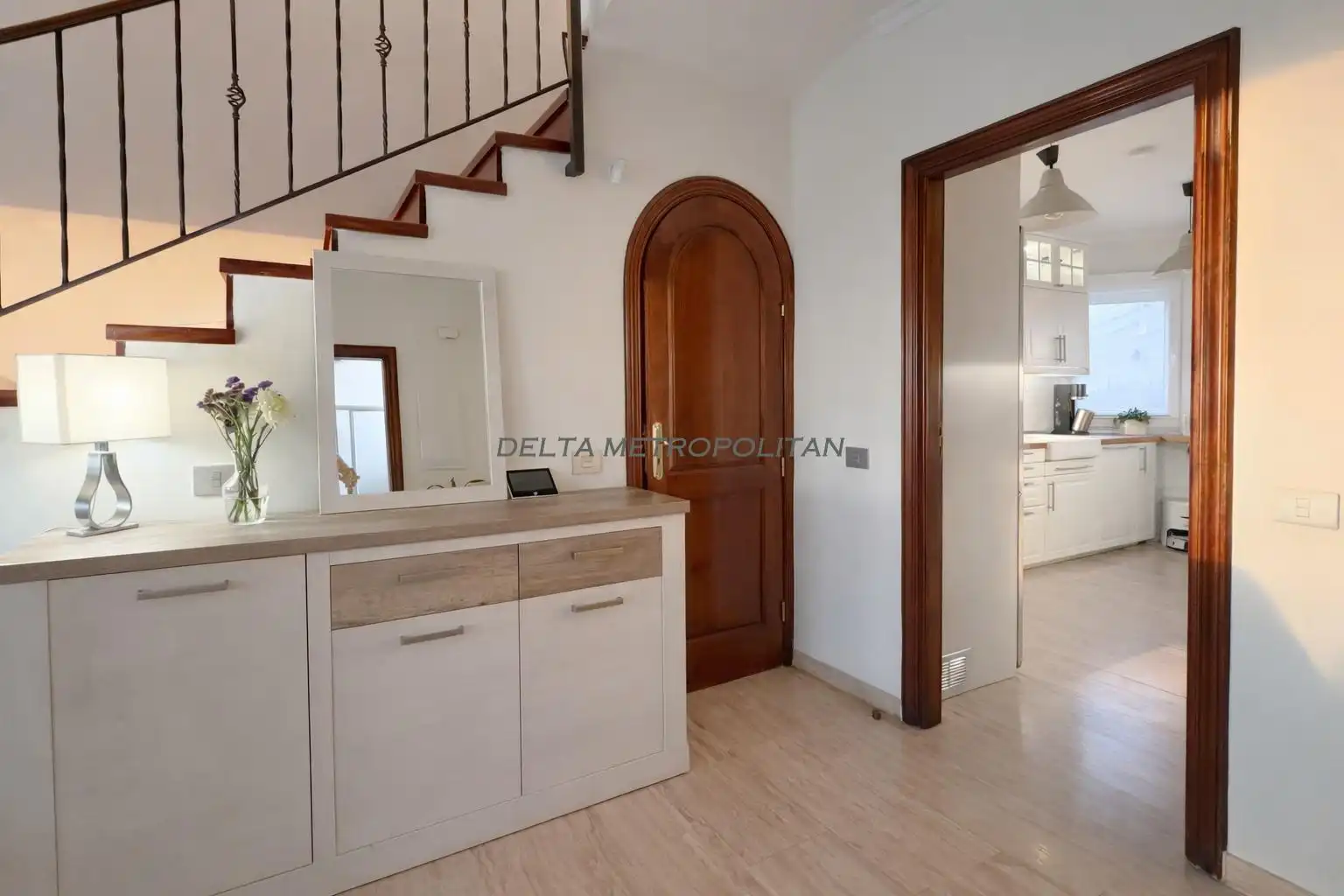 Haus oder Chalet zum Verkauf in Arona mit Klimaanlage, Terrasse und Abstellraum