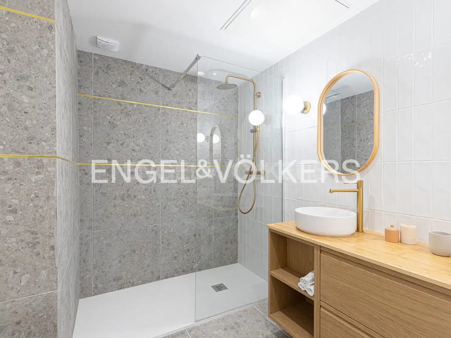 Baño de Piso en venta en Barcelona con Aire acondicionado, Calefacción y Parquet