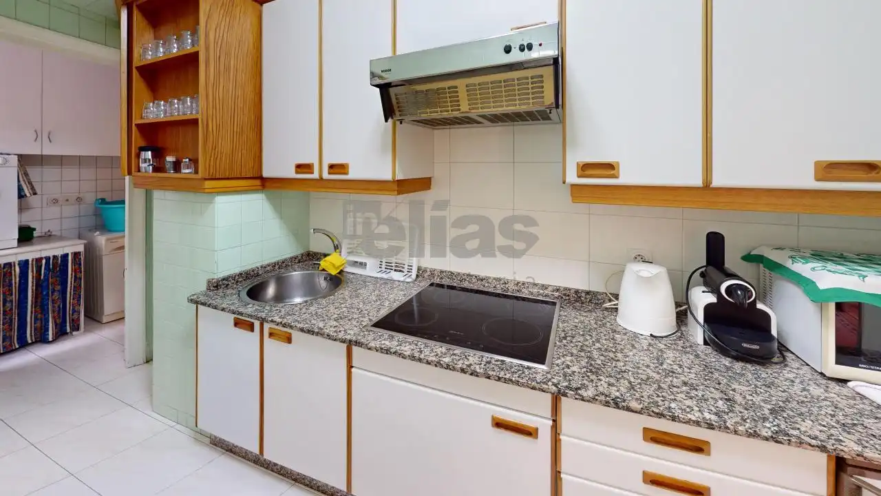 Cocina de Piso en venta en A Coruña Capital  con Amueblado