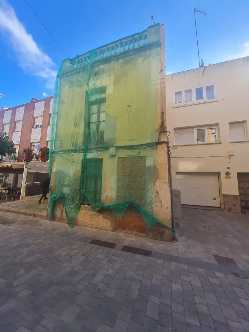 Vista exterior de Casa o chalet en venta en Esparreguera