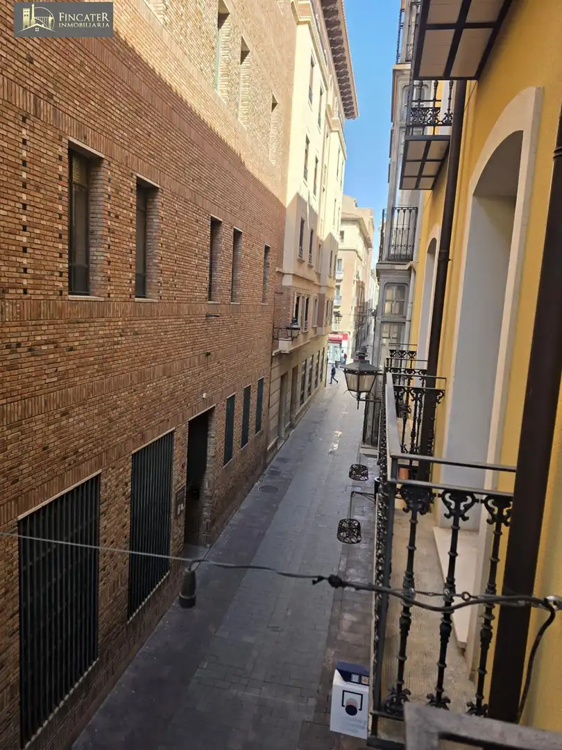 Vista exterior de Pis en venda en Teruel amb Aire condicionat, Calefacció i Balcó