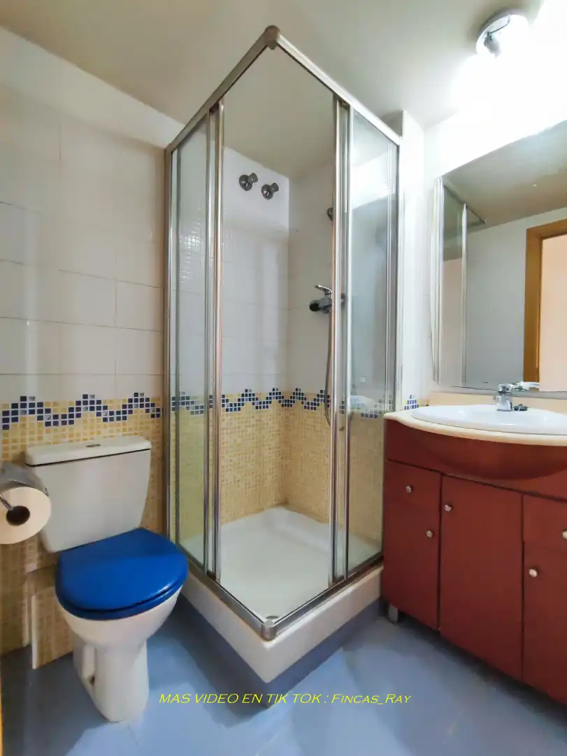 Badezimmer von Maisonette zum Verkauf in Ripollet mit Klimaanlage, Heizung und Terrasse