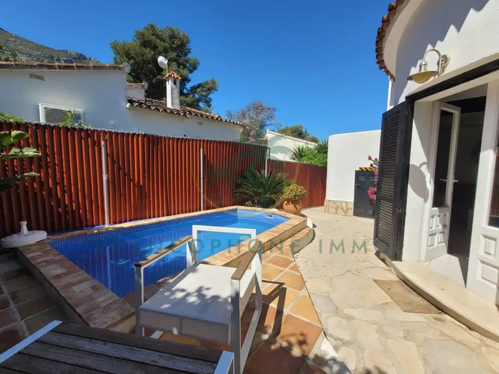 Swimming pool of Houses for sale in Dénia