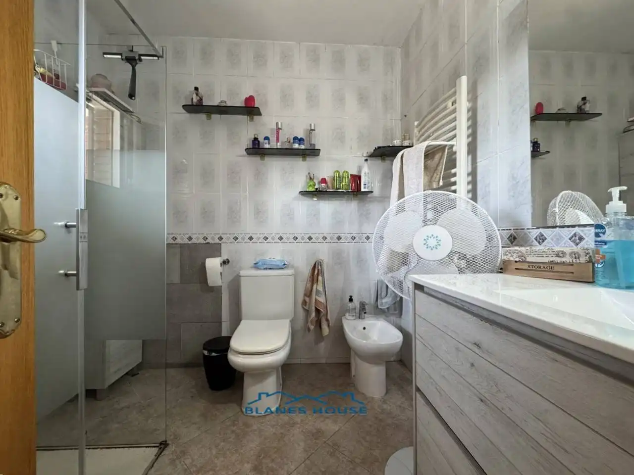 Casa amb piscina en venda a Avenida Argimont 0, imagen 6