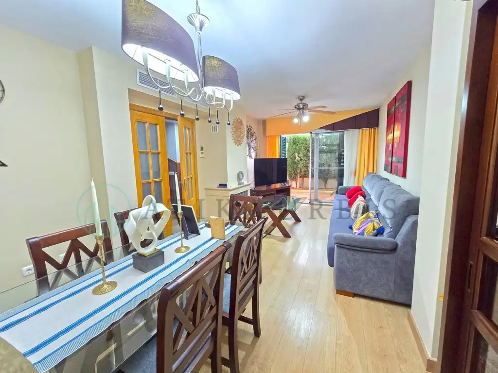 Exterior view of Houses for sale in Málaga  with Air Conditioner and Terrace